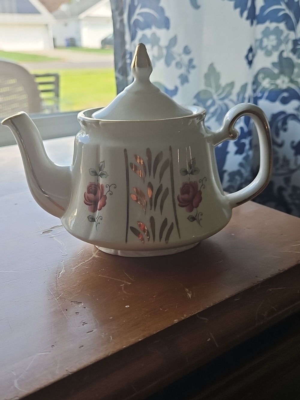 Price Kenisington Oporto Cream Porcelain Teapot with Pink Rose Motif